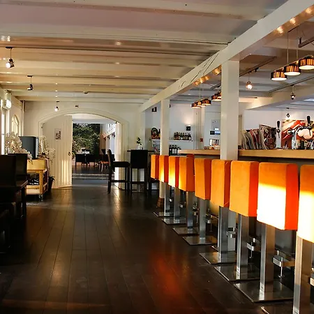 מלון Fletcher Hotel-restaurant De Witte Brug 4*