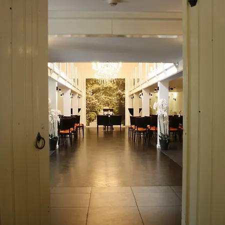 Fletcher Hotel-restaurant De Witte Brug 호텔